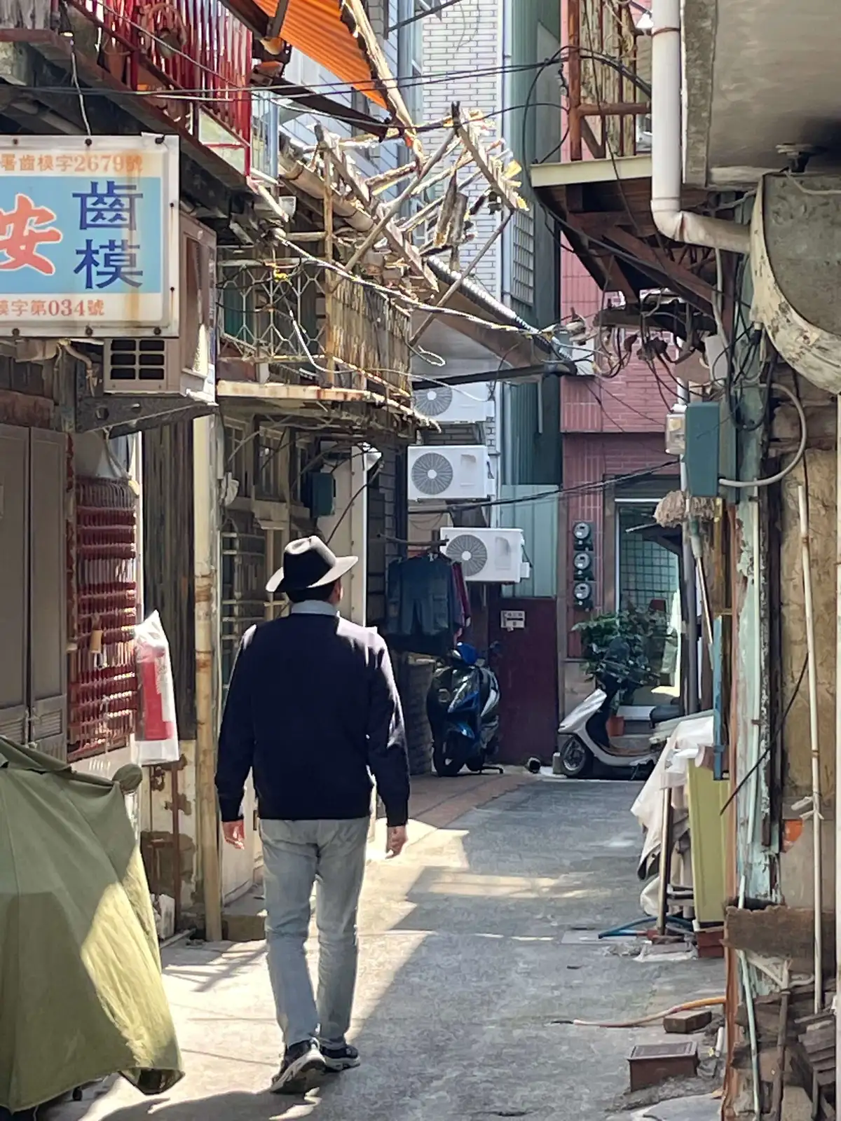 李清志從小到大最喜歡在熟悉的區域，探索不同路線，發現每一個轉角的驚喜。（圖片提供／李清志）