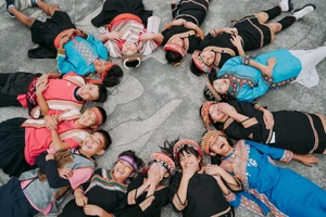 花東公益拍攝《原鄉孩童畢業照圓夢計畫》－永遠記得自己來自哪裡，並引以為傲