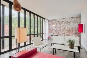 國寶建築師王大閎的家：《挑剔的美》24件傳世家具見證建築大師的生活美學