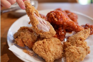 【韓國】bbq炸雞：最大連鎖炸雞品牌！酥脆超嫩口，菜單必點半半炸雞雙拼