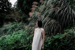 「不專心」做花也無妨：花藝師張芝伊如何以創作療癒他人？