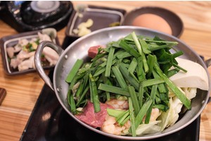 【福岡】元祖牛腸鍋樂天地：鮮美湯頭一吃愛上！40多年老字號名店