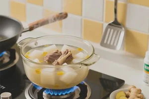 头皮出油能不能喝羊肉萝卜汤