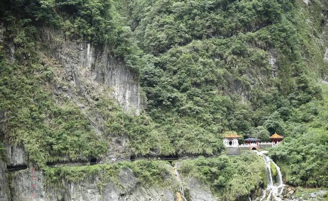 弯弯环岛自由行有什么旅游攻略吗？