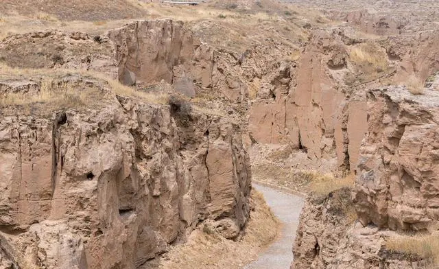 宁夏水洞沟藏兵洞介绍(水洞沟景点介绍)