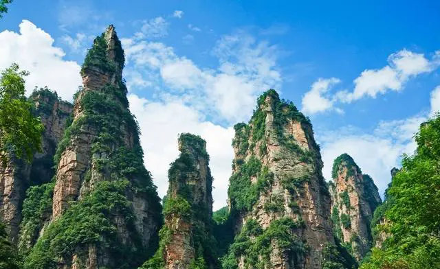 张家界主要有几个景区？张家界有哪些好玩的景点？