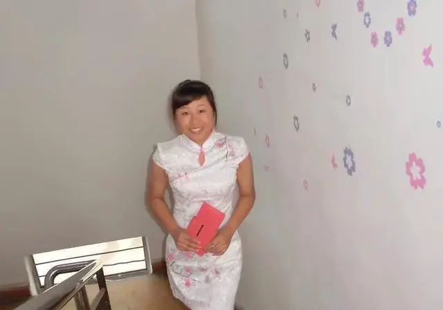 旅游区的商品都比别的地方贵,你买过哪些物品?有什么看法?