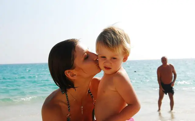 3年不上班，只在家带孩子是一种什么体验？