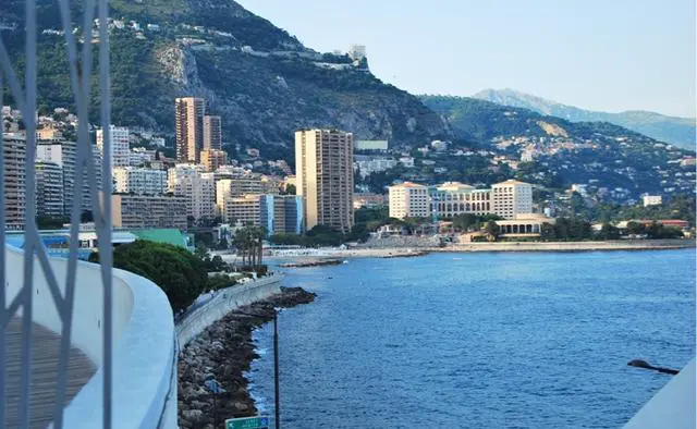 去哪个国家旅游安全又好玩？