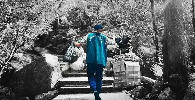 你在旅途中最让你难忘的事情是什么?