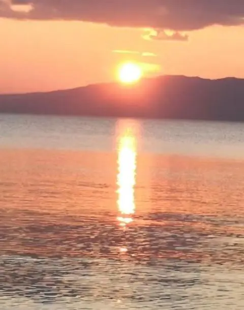 学生暑期可以跨省旅游吗？