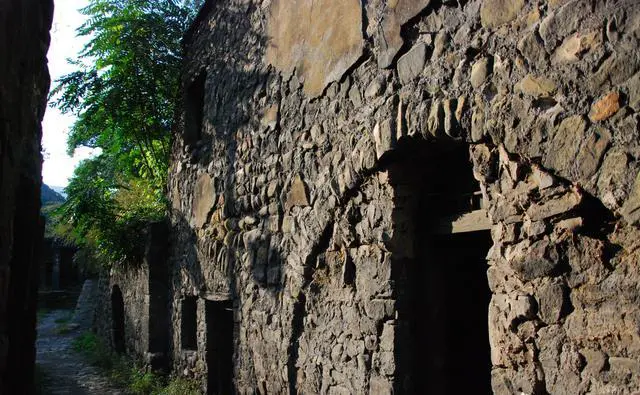 国内有废弃城镇类的旅游景点吗，在哪里？