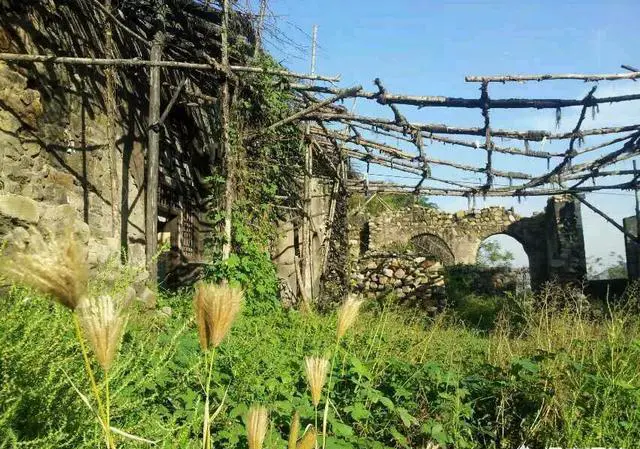 想从北京出发自驾去山西平遥古城玩，有什么路线推荐？