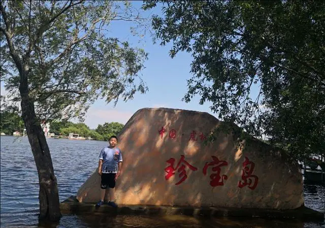 暑假到了，要带小朋友出去走走吗，旅游对孩子有帮助吗？