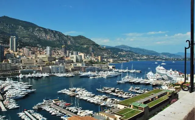 去哪个国家旅游安全又好玩？