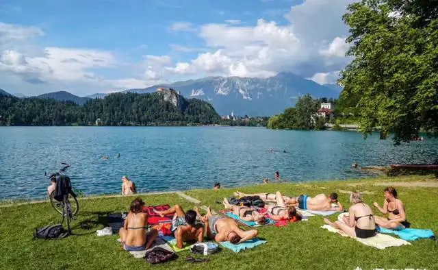 2021年十月份蜜月之旅适合去国外哪些海岛？