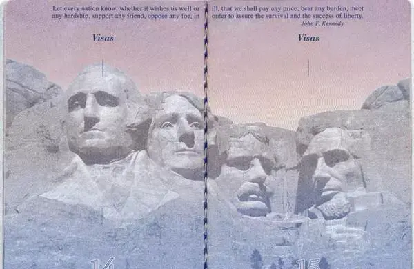 世界各国护照后面写的是什么？