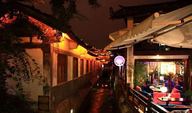 去丽江古城哪个季节去比较好？