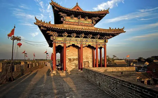 以下八个城市中,你会选择哪个城市定居?