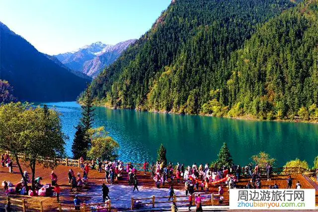 现在到九寨沟看什么？