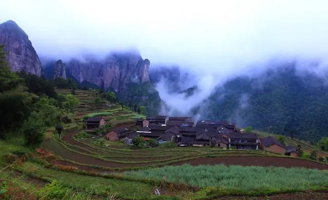 有哪些适合春天自驾游的地方？