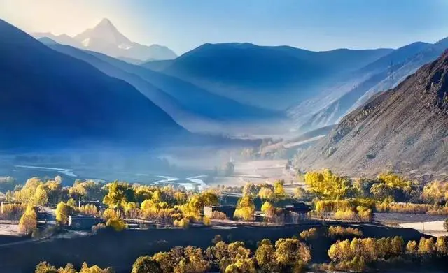 谁可以给我讲讲稻城亚丁怎么样,建议啥的?