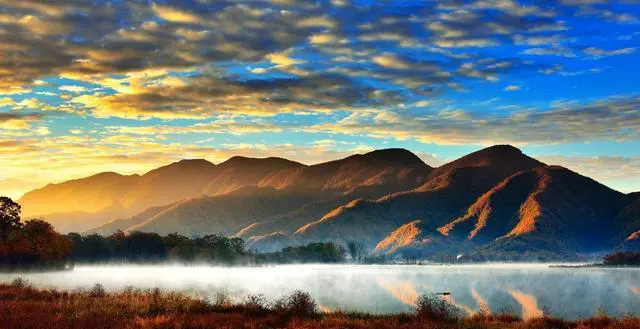 国庆节（中秋节）到哪里旅游比较好？