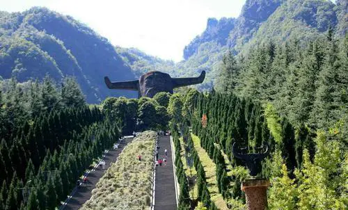 马上十一长假了,有没有好的旅游景点推荐一下?