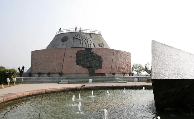 三峡大坝旅游景点门票多少钱？三峡大坝有哪些旅游景点