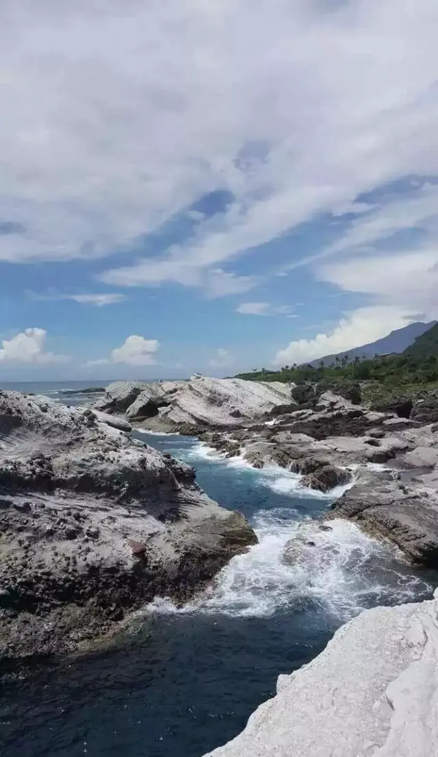 弯弯环岛自由行有什么旅游攻略吗？