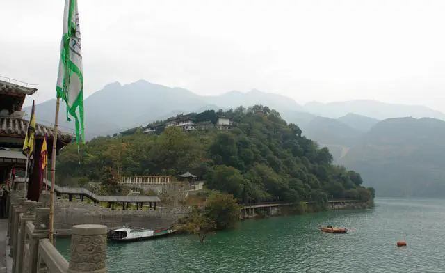 白帝城位于重庆的哪个位置？重庆白帝城景区介绍