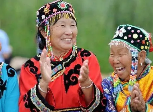 漠河现在的景色怎么样，要去玩需要准备什么？