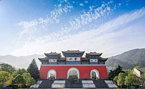 信阳哪里好玩？