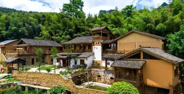 说说你们当地有什么特色民宿？