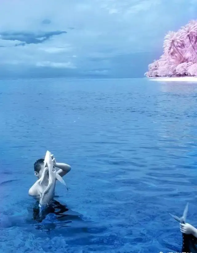 现实存在黑白色的景色吗？