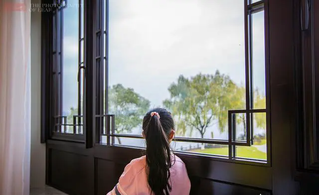 去杭州西湖旅游，附近有什么可以住宿的地方？