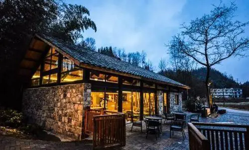 说说你们当地有什么特色民宿？