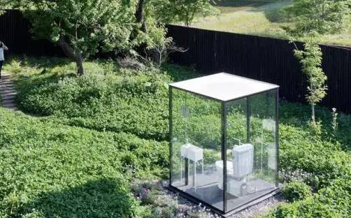 国内首个透明公厕在长沙开放,敢上吗?