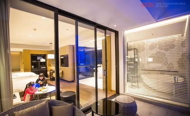 酒店双人间可以住三个人吗？