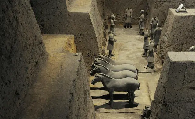 秦始皇陵有什么宝物？