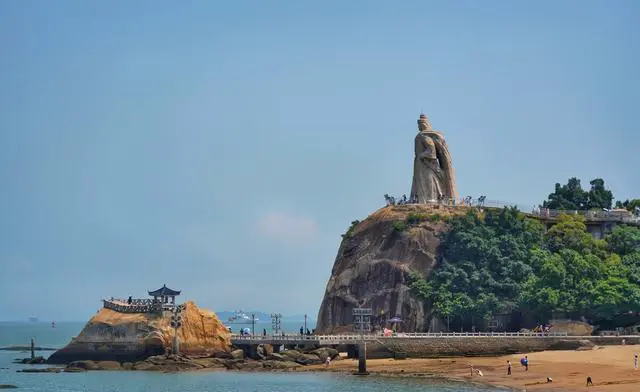 厦门鼓浪屿值得去游玩吗？厦门鼓浪屿景点介绍