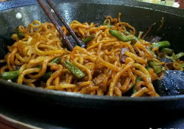 想从北京出发自驾去山西平遥古城玩，有什么路线推荐？