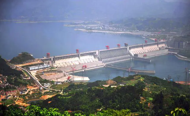 三峡大坝旅游景点门票多少钱？三峡大坝有哪些旅游景点
