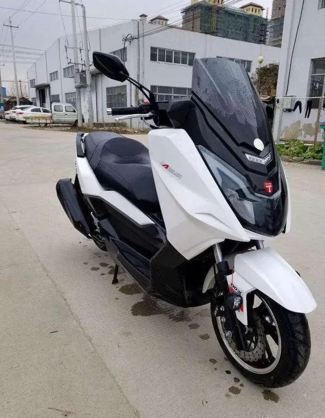 骑着uu或uy这类踏板摩托车长途旅行合适吗？