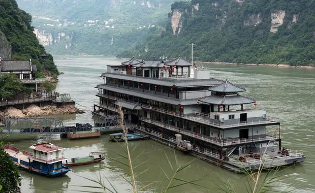 三峡大坝旅游景点门票多少钱？三峡大坝有哪些旅游景点