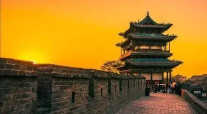 你认为50岁前一定要去的10个地方有哪些？