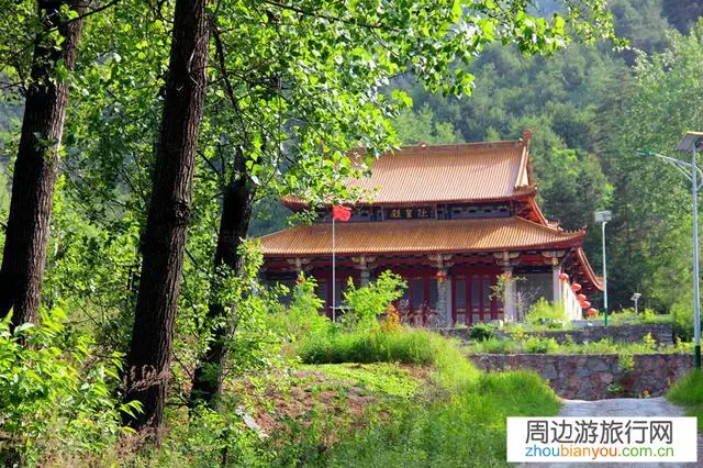 中国古建筑为什么都建在风景美的地方？