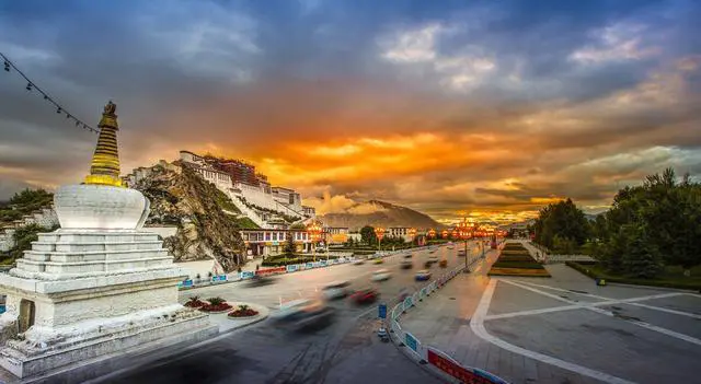 拉萨布达拉宫旅游攻略