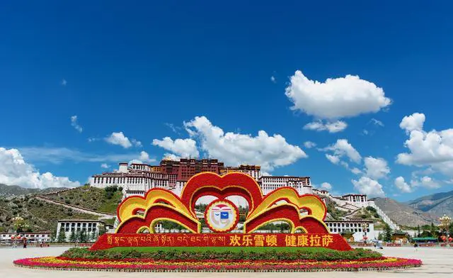 拉萨布达拉宫旅游攻略