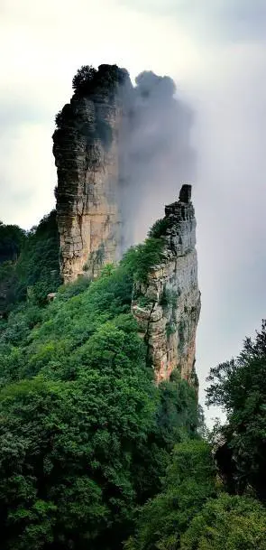 周末想去散心，保定周边有什么不错的地方推荐？